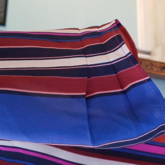 DR2 Multi Color Striped Short Sleeve Top Size L - Picture 3 of 7